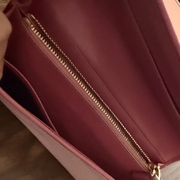 Miu Miu Light Pink Leather Wallet - Picture 4 of 5